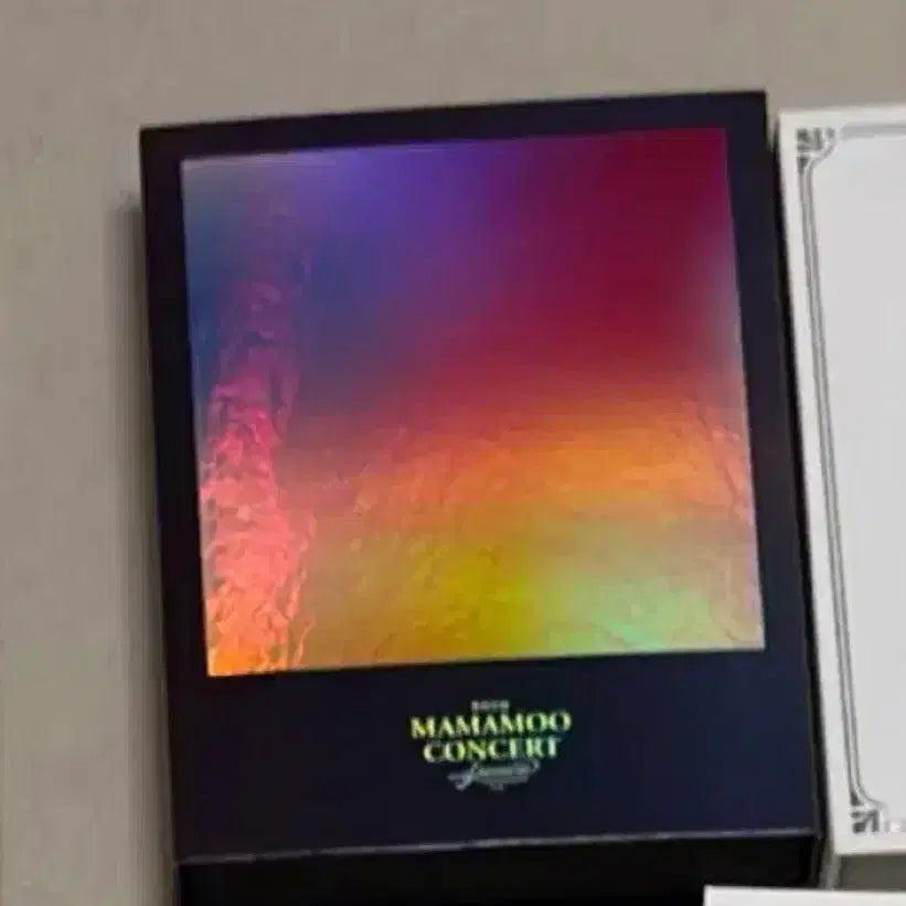 [BUNJANG] Mamamoo 2019 Concert DVD Hologram Cover / 마마무 콘서트 2019 DVD