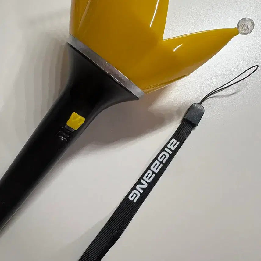 [BUNJANG] BIGBANG Official Lightstick Ver. 4 Black / 빅뱅 응원봉 뱅봉 (ver 4 black)