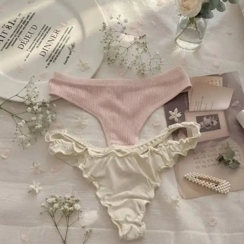 [BUNJANG] Women's Panty Set (6 Pieces) + Stockings / 진심 예뻐 여성 팬티 6종 중고 + 선물 + 스타킹