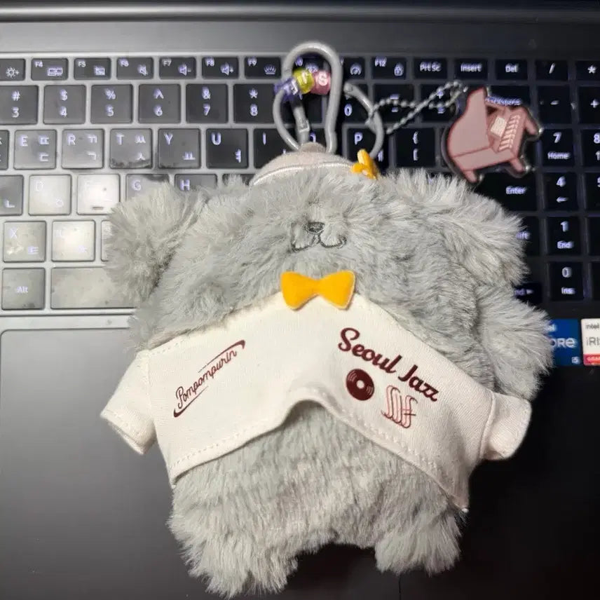 [BUNJANG] Pompompurin Limited Edition Doll Keyring - Seoul Jazz Festival Edition (Gray) / 2026 서울재즈페스티벌 폼폼푸린 한정판 인형 키링 그레이