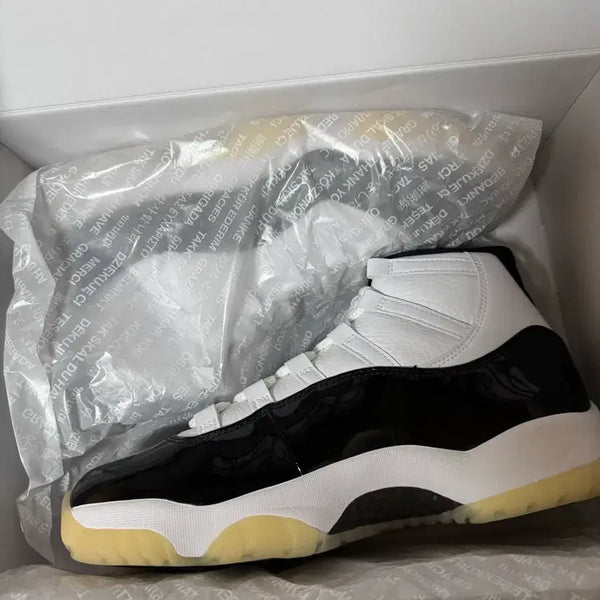 [BUNJANG] Air Jordan 11 Retro Gratitude / 조던 11 레트로 그래티튜드