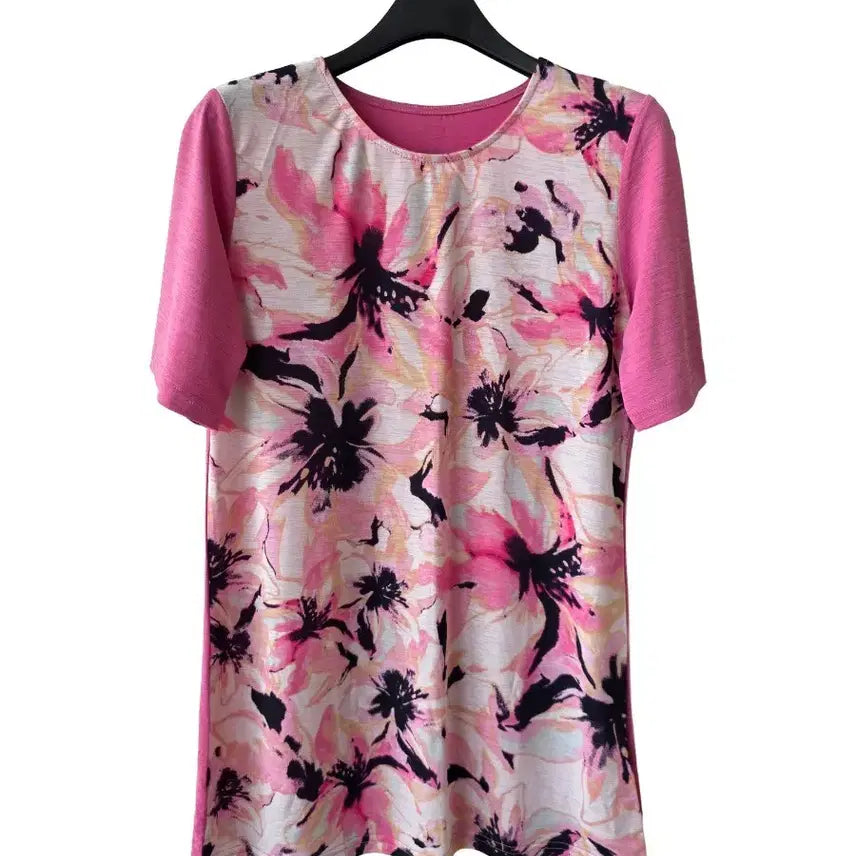 [BUNJANG] Pink Floral Pattern T-Shirt (Size 55) / 55/핑크 꽃무늬 티셔츠