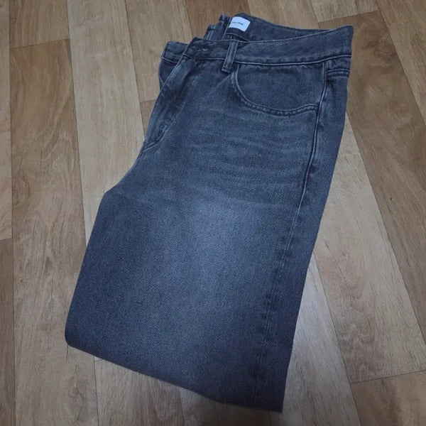 [BUNJANG] SEW Regular Straight Denim Grey Size 2 / sew 레귤러 스트레이트 데님 그레이 2사이즈 스테디에브리웨어