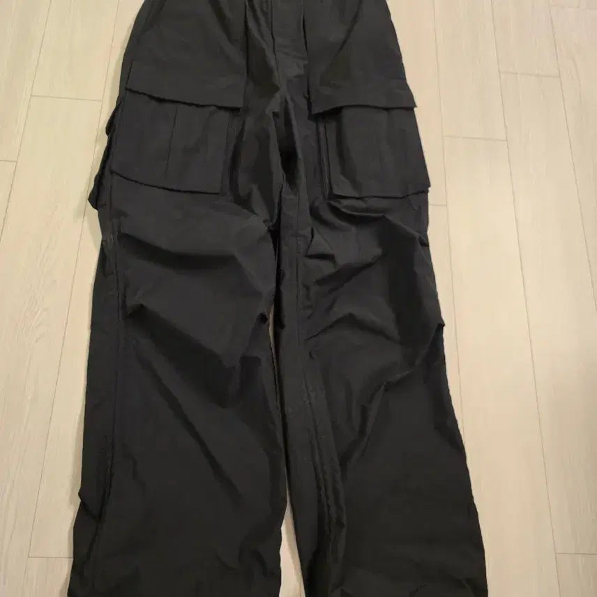 [BUNJANG] JUUN.J 24SS Poly Puckering Cargo Pants Size 44 / 24ss준지폴리퍼커링 카고 팬츠 44