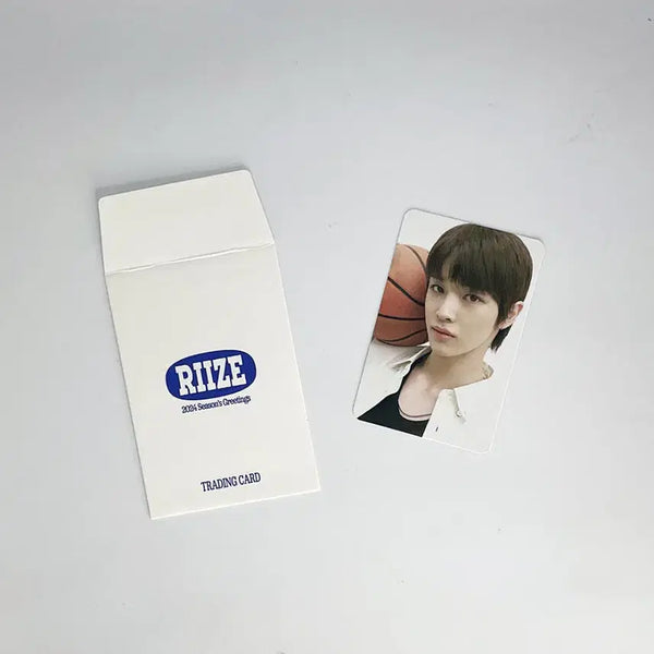 [BUNJANG] RIIZE Sungchan 2024 Season's Greeting B Version Photocard / 라이즈 성찬 2024 시즌그리팅 B버전 포토카드 포카 3 RIIZE SUNGCHAN 2024 SEASON'S GREETING B VERSION PHOTOCARD 3