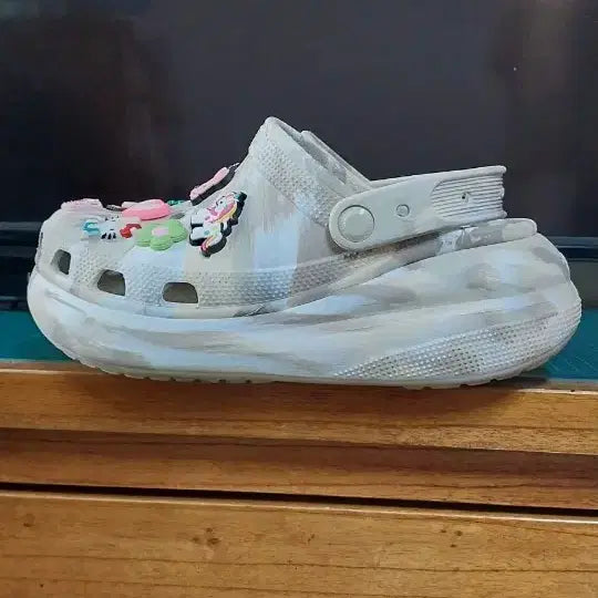[BUNJANG] Crocs Classic Clog Sandals Women's W7 (240mm) / 크록스 정품 클래식 클로그 여성샌들 W7.240