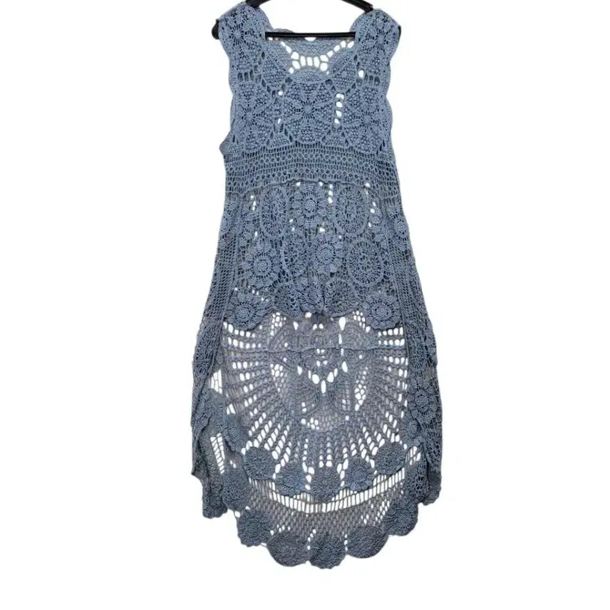 [BUNJANG] Unbalanced Knit Layering Dress / 4만8천원끈 원피스랑 레이어드 하시면 세련되게 돋보이는 제품입니다부드러운 뜨개디자인 면혼방 언벨런스니트입니다 앞면은 짧고 뒷면 길이는 길어요 상태좋고 품질좋은 제품입니다 저