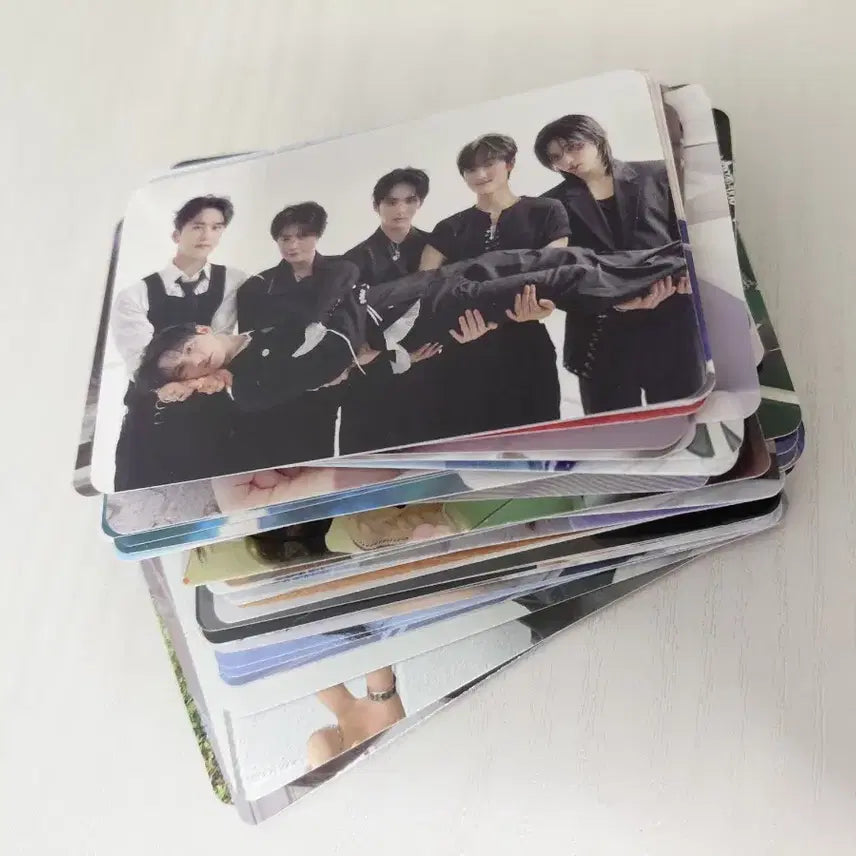 [BUNJANG] LUN8 (루네이트) Bundle Set of 69 Photocards / LUN8 루네이트 포토카드 69장 일괄 양도합니다