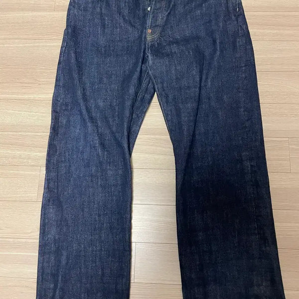 [BUNJANG] OUTSTANDING & CO 30S Cinch Back Selvedge Wide Pants Indigo (Size 34) / [아웃스탠딩] 30S 신치백 셀비지 와이드 팬츠 인디고 (34사이즈)