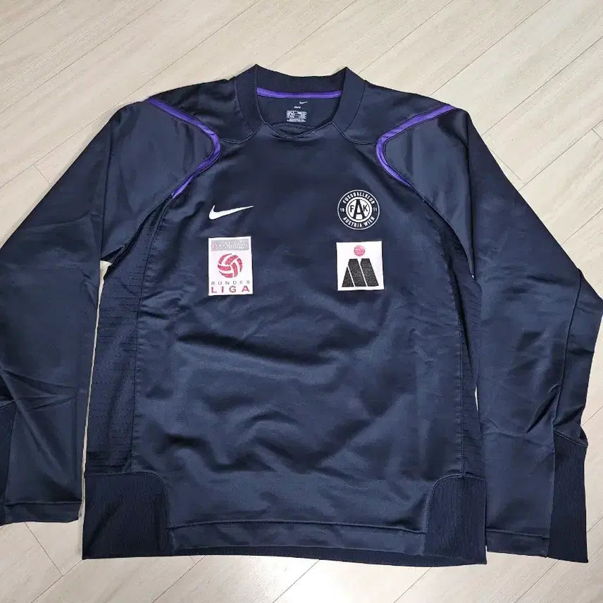 [BUNJANG] Austria Vienna Player Issued Training Top (M100) / 오스트리아 빈 지급용 트레이닝 (M100)