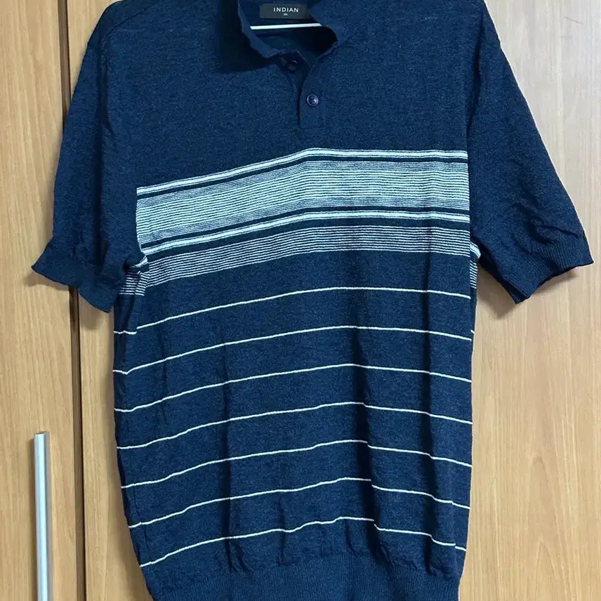 [BUNJANG] Indian Navy Stripe Knit Short Sleeve T-Shirt (Size 105) / 인디안 네이비 스트라이프 니트 반팔티 판매합니다