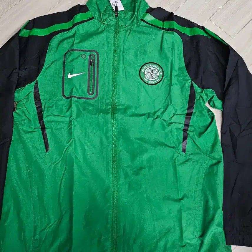[BUNJANG] Celtic FC Player Issue Woven Jacket (L/105) / 셀틱 지급용 우븐자켓(L105)