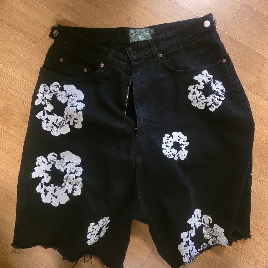 [BUNJANG] Denim Tears Shorts / 데님티어스 쇼츠