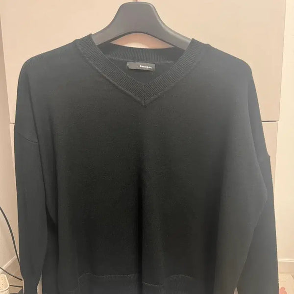 [BUNJANG] Black V-Neck Knit / 블랙 브이넥 니트
