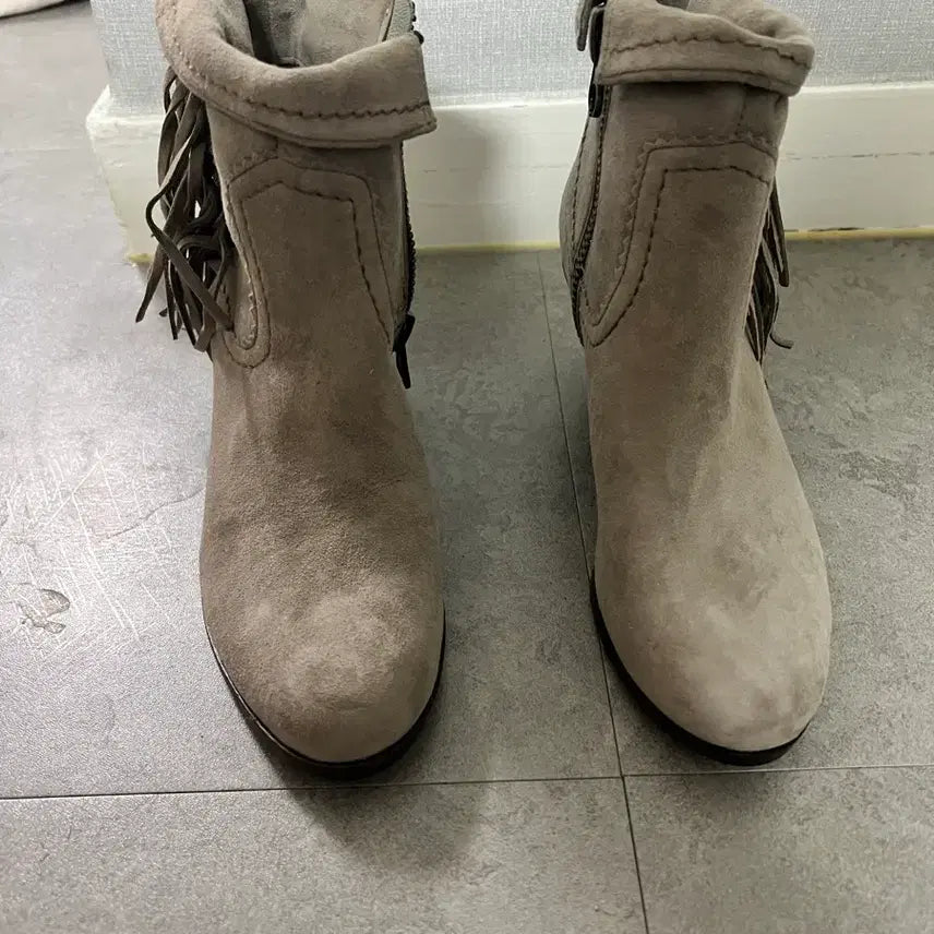 [BUNJANG] Sam Edelman LOUIE Suede Fringe Ankle Boots (TAN SUEDE, US 6M) / [새제품/미착용] 샘에델만 Sam Edelman LOUIE 스웨이드 프린지 앵클부츠 230