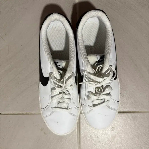 [BUNJANG] Nike Low-Top Sneakers / 나이키 단화