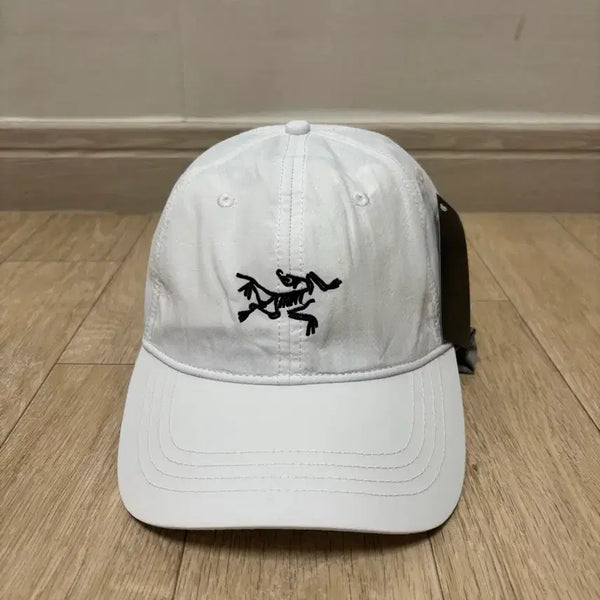 [BUNJANG] Arc'teryx White Nylon Ball Cap / 아크테릭스 화이트 볼캡(나일론)/ 세 상품