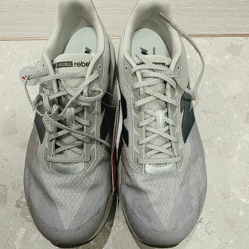 [BUNJANG] New Balance FuelCell Sneakers / 새제품) 뉴발란스 퓨어셀 운동화