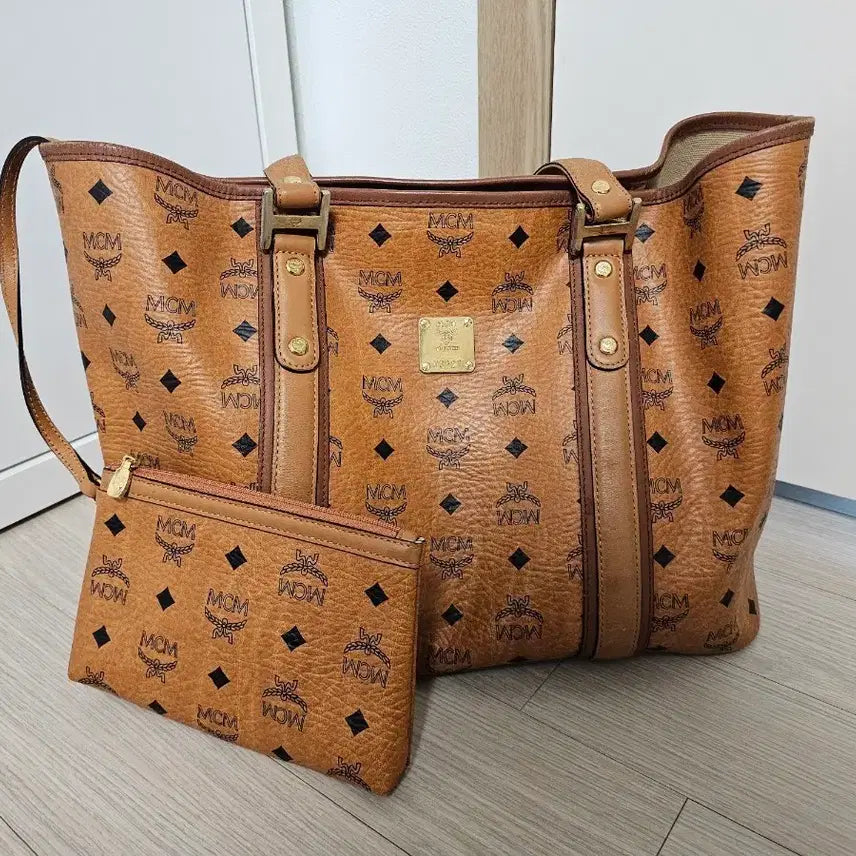 [BUNJANG] MCM Visetos Shoulder Bag with Pouch / MCM 숄더백