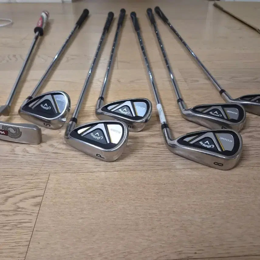 [BUNJANG] Callaway Edge Iron Set (6 Irons) + Odyssey Putter / 캘러웨이 엣지 아이언 세트 6개 + 오딧세이 퍼터