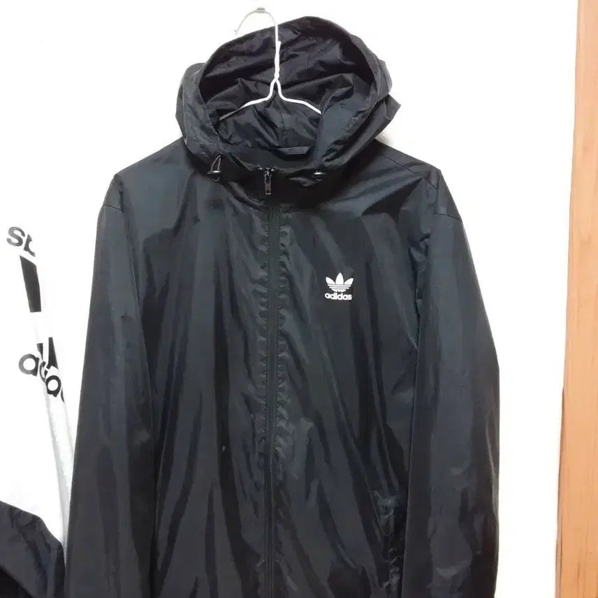 [BUNJANG] Adidas Black Windbreaker / 아디다스 바람막이