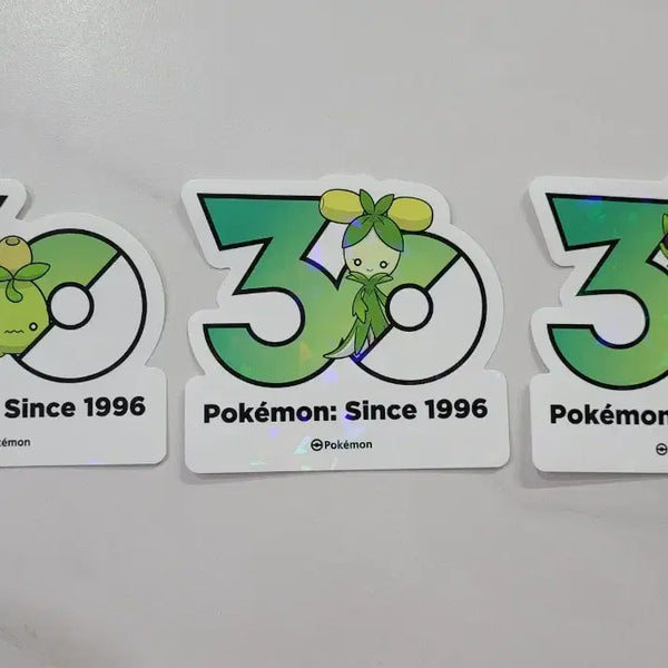 [BUNJANG] Pokemon 30th Anniversary Logo Sticker Mini B Orligno Orlirva 3-Piece Set / (교환/판매) 포켓몬 30주년 로고 스티커 미니브 올리뇨 올리르바 3장 세트