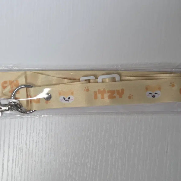 [BUNJANG] ITZY Chaeryeong Ryeou Shoulder Strap / itzy채령 려우 스트랩