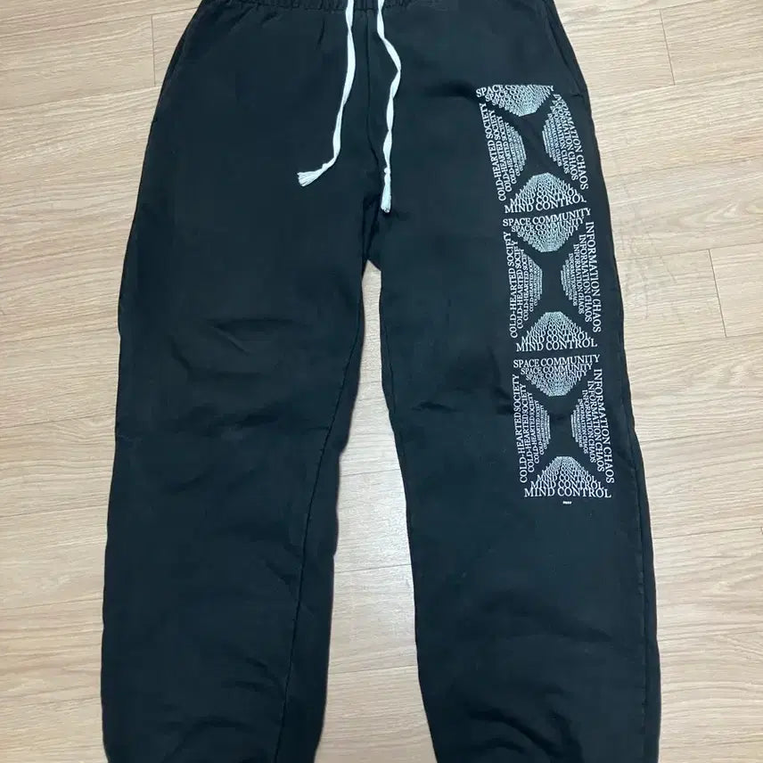 [BUNJANG] FUZZ Sweatpants L Black / FUZZ 퍼즈 스웻팬츠 L 블랙