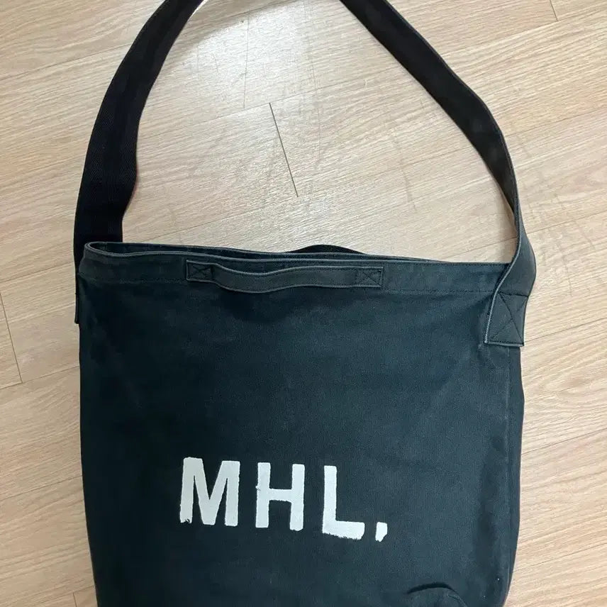 [BUNJANG] Margaret Howell Two-Way Shoulder Bag / MHL 마가렛호웰 투웨이백 가방 숄더백