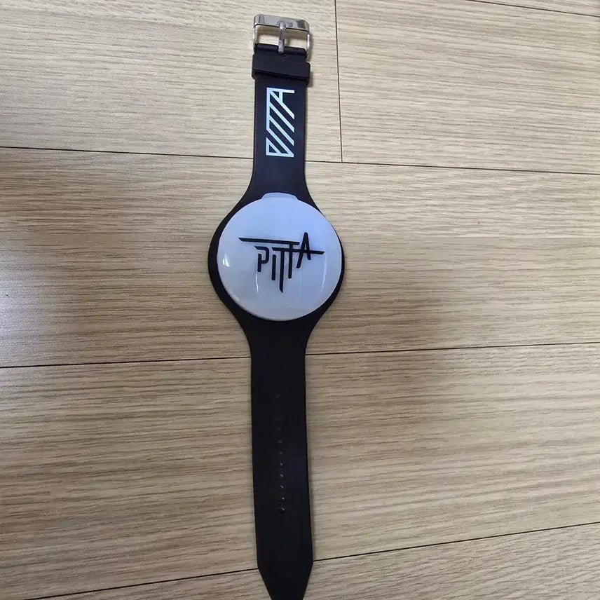 [BUNJANG] PITA Kang Hyeongho Fanlight / 피타 강형호 팬라이트