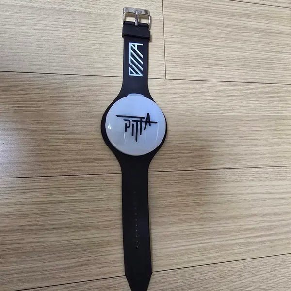 [BUNJANG] PITA Kang Hyeongho Fanlight / 피타 강형호 팬라이트