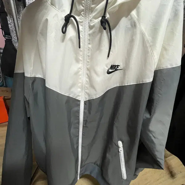 [BUNJANG] Nike Windbreaker Jacket XL / 나이키 바람막이 XL [정품]