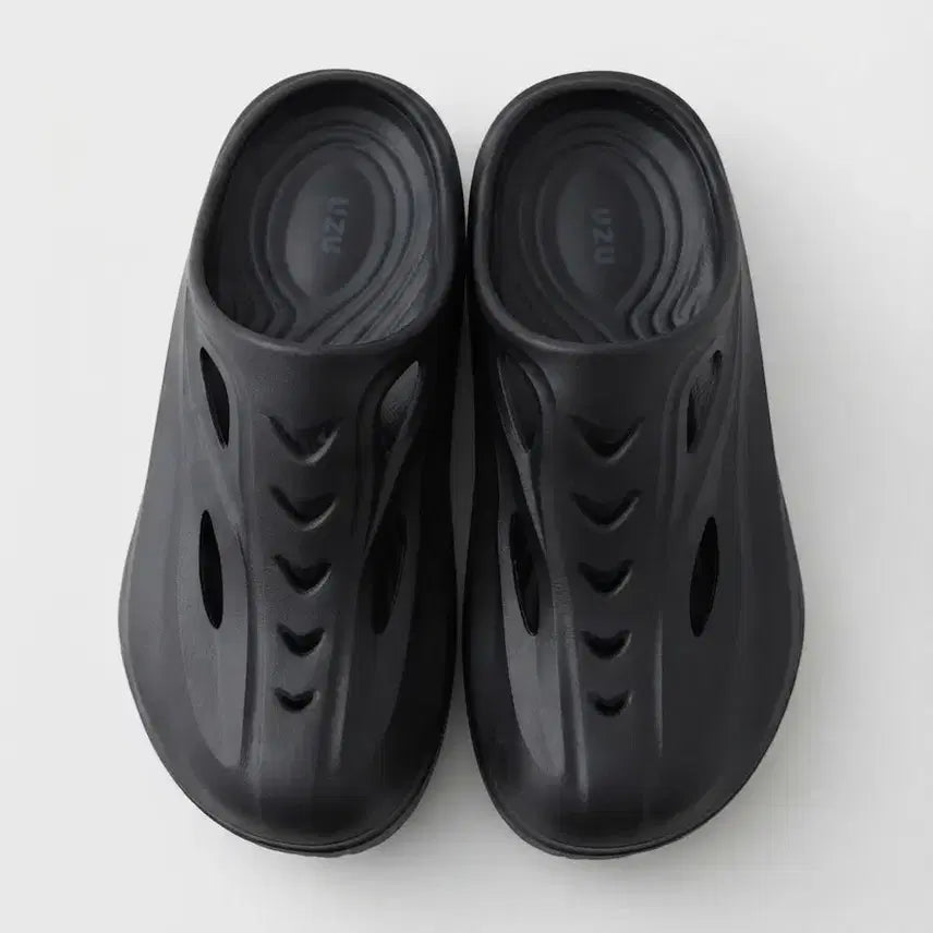 [BUNJANG] Uzu Shell Mules 250 / Uzu 이지 쉘 블랙 슬리퍼 250 뮬