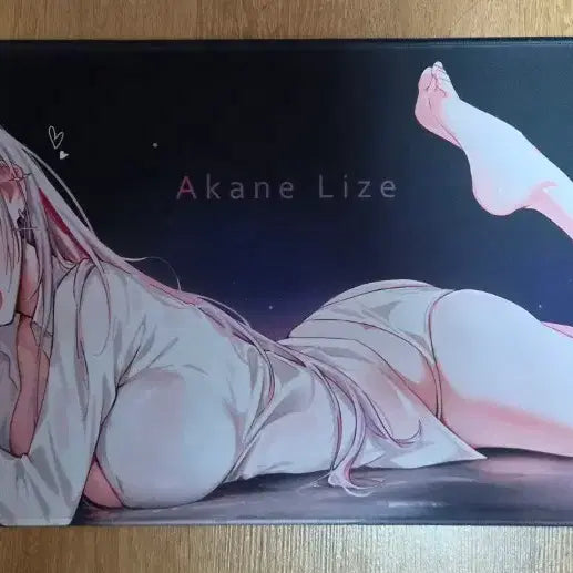 [BUNJANG] Stellive Akane Rize Official Shirt Desk Mat / 스텔라이브 아카네 리제 비공식 와이셔츠 장패드