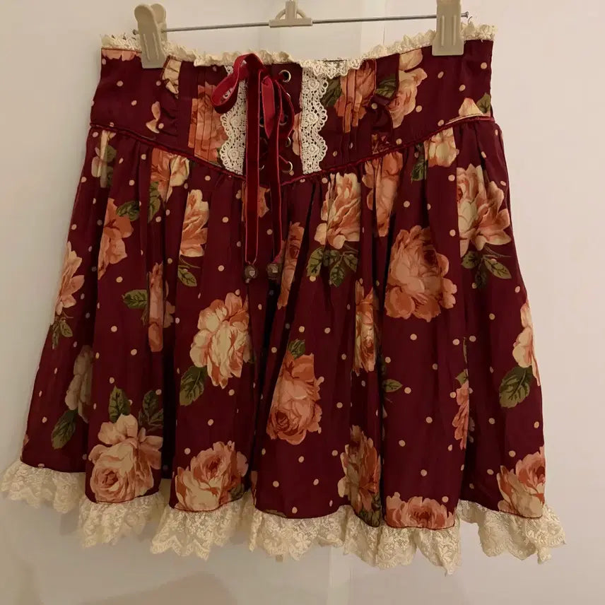 [BUNJANG] LIZLISA Vintage Eyelet Skirt / 리즈리사 빈티지 아일렛 스커트