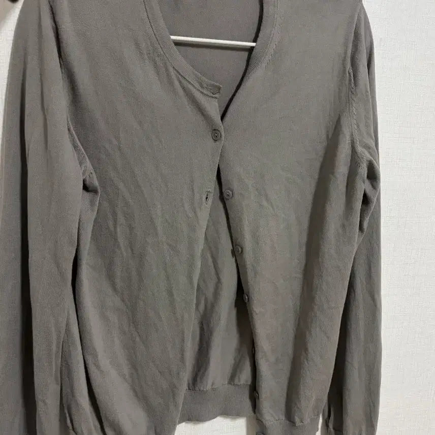 [BUNJANG] Uniqlo Basic Cardigan Gray / 유니클로 가디건 그레이