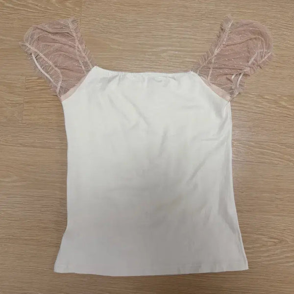 [BUNJANG] Lace Puff Sleeve T-Shirt / 레이스 퍼프 소매 티