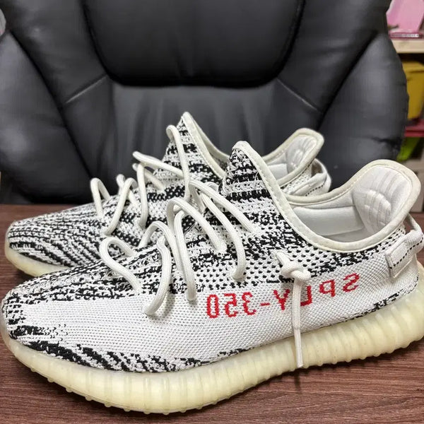 [BUNJANG] Adidas Yeezy Boost 350 V2 Zebra / 아디다스 이지부스트 350 V2 지브라 280