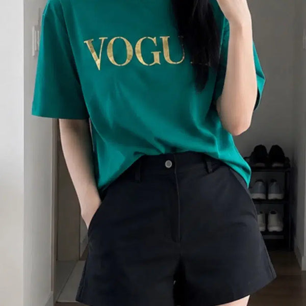 [BUNJANG] VOGUE Green Lettering T-Shirt / VOGUE 그린 레터링반팔 티셔츠 데일리룩 기본티셔츠 여름티 기본티 라운드넥