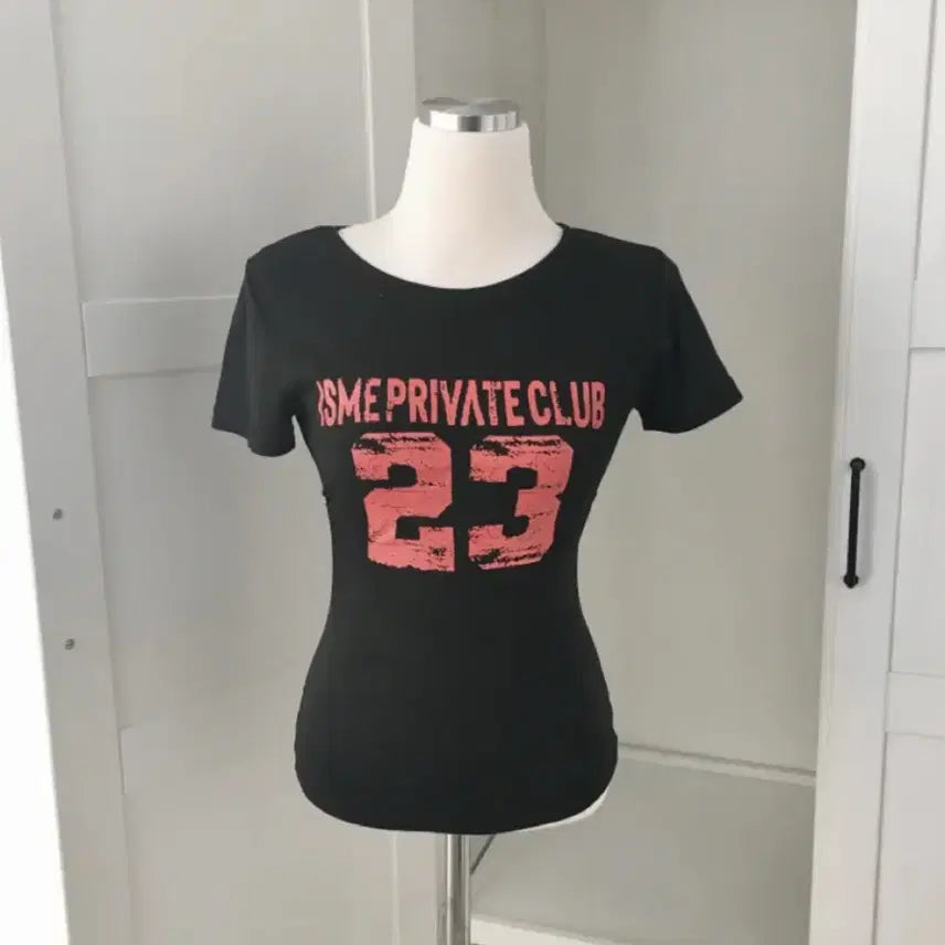 [BUNJANG] Avely Short-Sleeve T-Shirt / 에이블리 반팔 티셔츠
