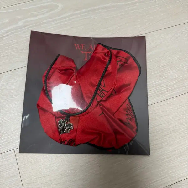 [BUNJANG] T1 x ABLy Scrunchie (Sealed New) / 티원 에이블리 스크런치 (미개봉 새상품)