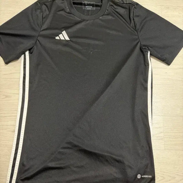 [BUNJANG] Adidas T-Shirt Size M / 아디다스 티셔츠 M사이즈