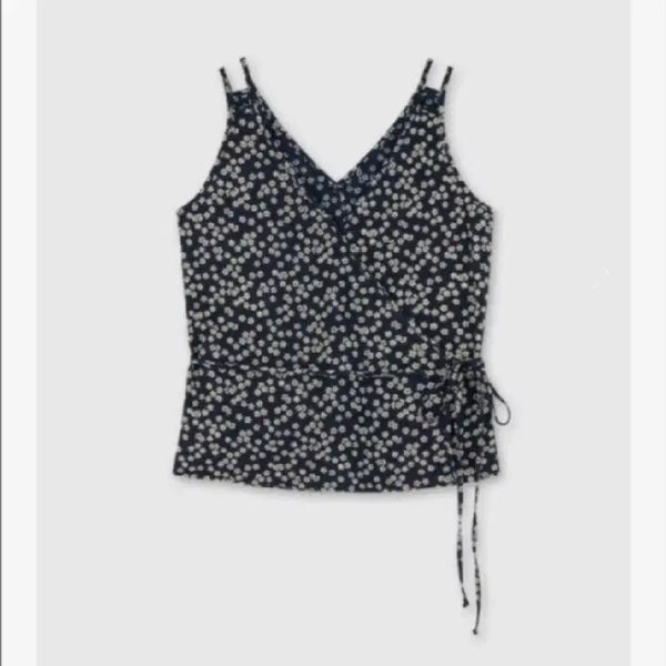[BUNJANG] Urbanic Meadow Wrap Top S / 얼바닉 메도우 랩 탑 S