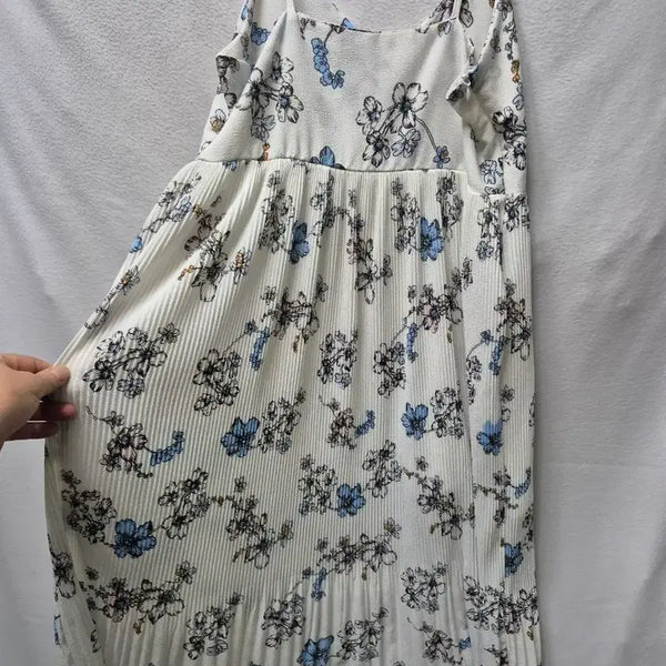 [BUNJANG] White Floral Long Dress Size 66 / 화이트 플로럴 롱 원피스 66 두개 8천