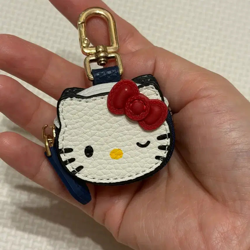 [BUNJANG] Sanrio Hello Kitty Mini Coin Purse Keychain Pouch / 키티 미니 동전지갑 키링 파우치/