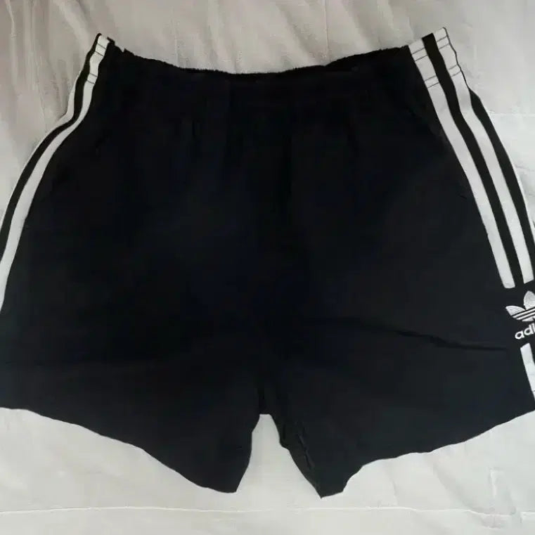 [BUNJANG] Adidas Shorts / 아디다스 반바지