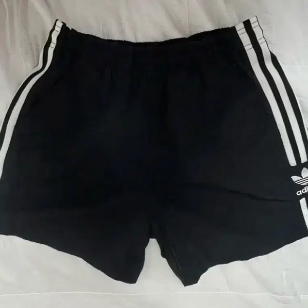 [BUNJANG] Adidas Shorts / 아디다스 반바지