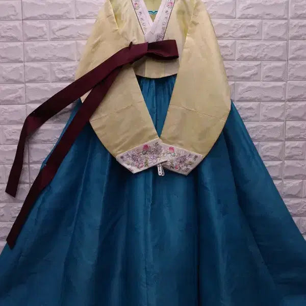 [BUNJANG] Battle Hanbok Women's Hanbok Silk Traditional Size 77L Height 170 / 262 베틀한복  여성한복 본견 전통 77L 키170/창고갤러리
