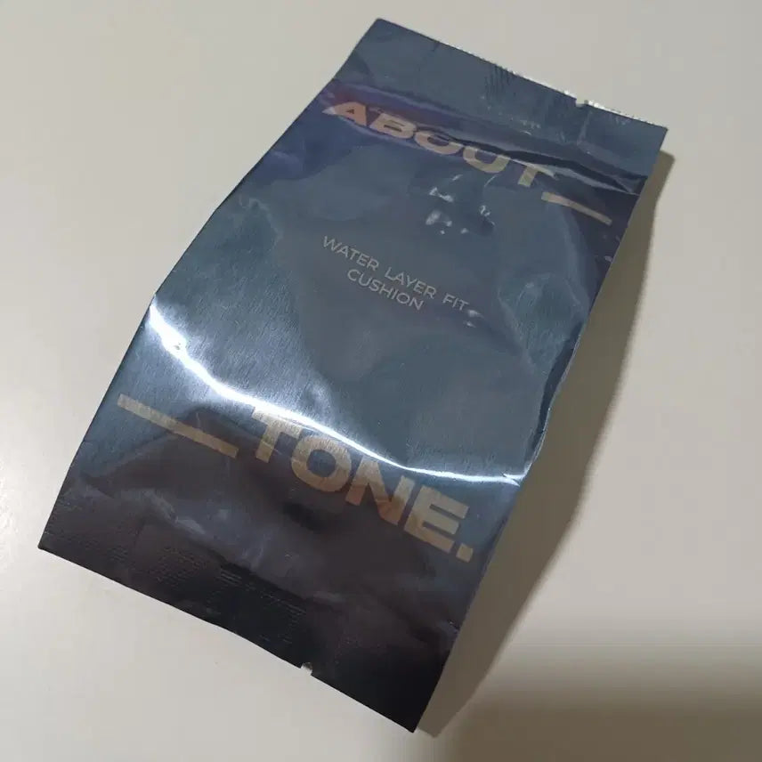 [BUNJANG] AboutTone Water Layer Fit Cushion Refill 21.5 Warm Beige / 어바웃톤 워터 레이어 핏 쿠션 21.5 웜베이지 리필 미개봉
