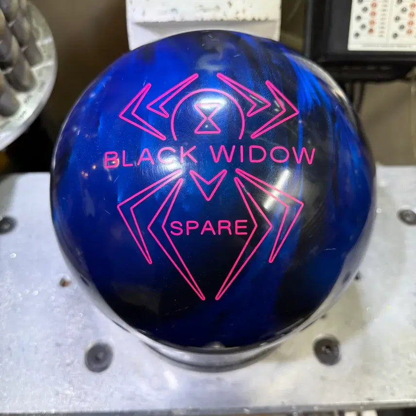 [BUNJANG] Hammer Black Widow Mania Spare 15lb Bowling Ball (Official) / 햄머 - 블랙위도우 매니아 스페어 15파운드 (공인구)